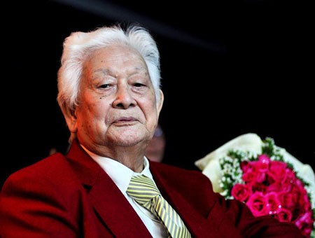 Nhạc sĩ Phạm Duy mất ở tuổi 93