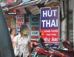 tin cuc soc o ha noi nu sinh lop 11 da 4 lan pha thai 2