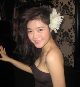 tuyen tap anh julia ho thuy anh an choi truy lac 19