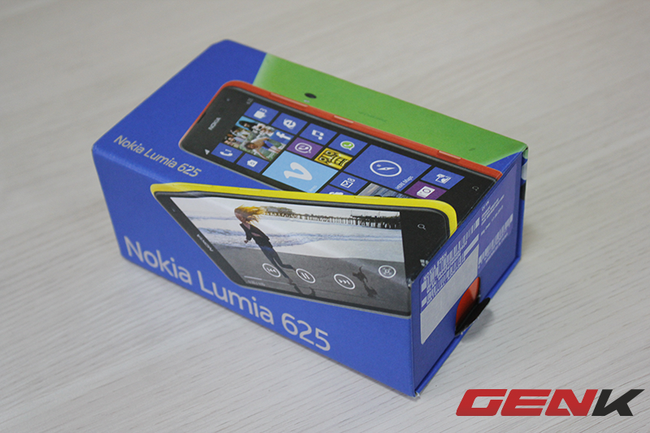 dien thoai lumia 625 voi man 4.7 inch va gia hap dan hinh 3