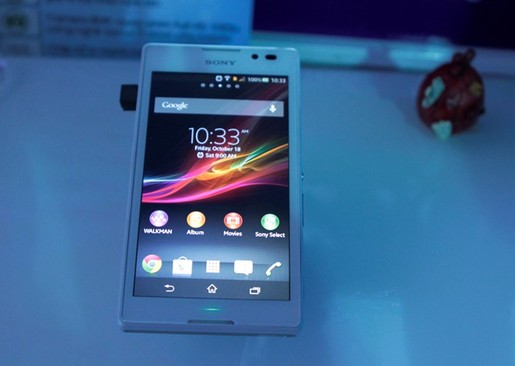 sony tung ra chiec dien thoai xperia c man hinh 5 inch gia re hinh 7